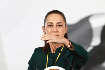 Habrá "cero impunidad" para exdirector de Pemex tras denuncia de su mujer, dice Sheinbaum