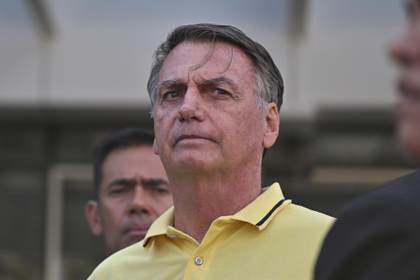 La función renal de Bolsonaro mejora, pero los indicadores inflamatorios empeoran