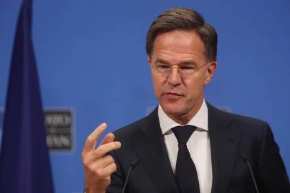 Rutte cree que el ataque ruso contra un tren ucraniano cerca de Polonia muestra desesperación