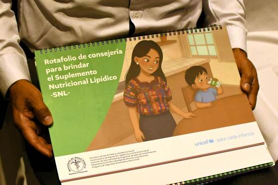 Guatemala adopta un nuevo suplemento para combatir la desnutrición infantil