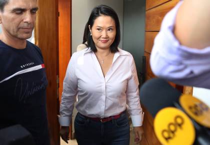 Ventaja de Fujimori sobre Sánchez crece a 33.432 votos en Perú, con un escrutinio del 99 %