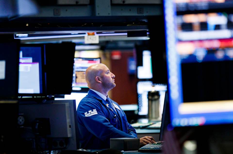 Wall Street abre verde después de que Trump asegurara que Irán pidió un alto el fuego