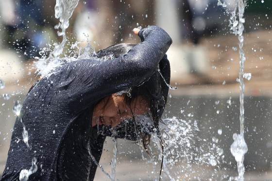 Ola de calor genera "temperaturas extremas" superiores a los 40 grados Celsius en El Salvador