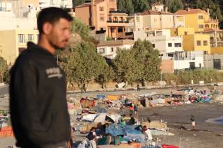 Doce marroquíes detenidos tras una noche de disturbios en la ciudad española de Ceuta
