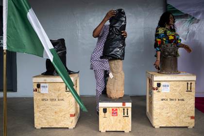 Suiza devuelve a Nigeria 18 históricos bronces de Benín saqueados en la época colonial