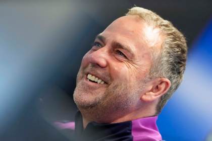 Flick, ya con Kounde y Balde, espera que no se repitan los mismos errores ante el Atlético