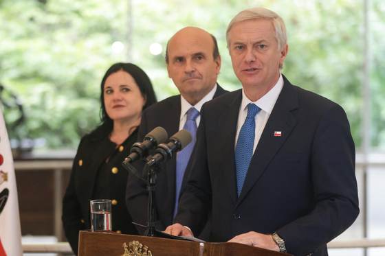 Tras reunión con Milei, Kast dice estar seguro que exguerrillero Apablaza será extraditado