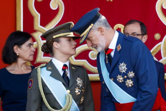 La princesa Leonor luce el uniforme del Ejército de Tierra en la Fiesta Nacional