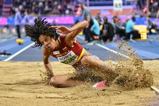 Yulimar Rojas debe conformarse con la plata