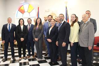 Opositores en EEUU reclutan abogados para armar este año la base legal de una "Cuba libre"