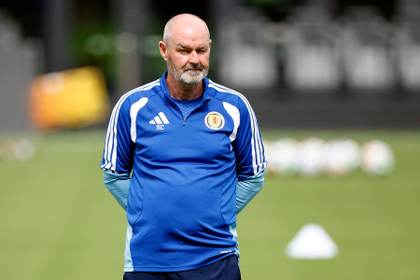 Steve Clarke dimite como seleccionador de Escocia