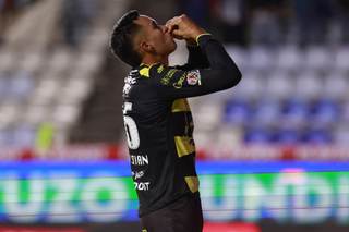 El colombiano Rivera dice que no ha mostrado todo su reperetorio en Pachuca