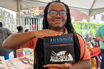 Tomás Cayetano retrata en su nuevo libro la violencia cotidiana en los barrios de Honduras