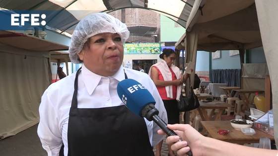 Peruanos esperan que termine escrutinio de elecciones, entre resignación y suspicacias