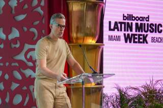 La música latina logra un "pico" y es el quinto género más escuchado en EEUU, dice reporte