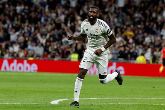 Rudiger amplia contrato por una temporada
