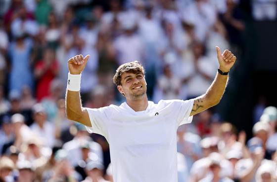 Cobolli elimina a De Miñaur y repite cuartos en Wimbledon