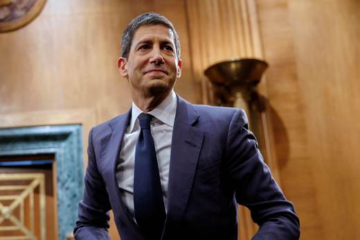 El Senado aprueba al candidato de Trump, Kevin Warsh, como nuevo presidente de la Fed