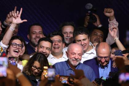 Lula: "Mi victoria es una derrota de la mentira y del negacionismo"