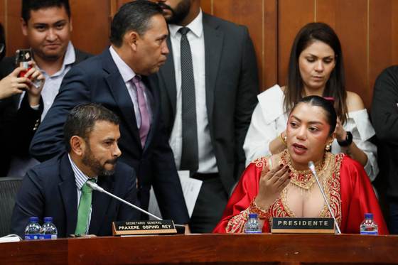 Senadora colombiana aliada de Petro rinde indagatoria en Corte por escándalo de corrupción