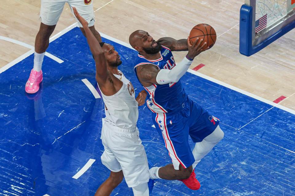 114-106. LeBron y los 76ers remontan 27 puntos y dejan en evidencia a los Cavaliers