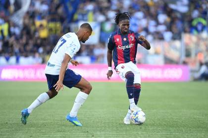 3-3. Diouf evita la derrota del campeón