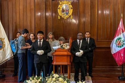 Perú se despide de Bryce Echenique, su último gran escritor, fallecido a los 87 años