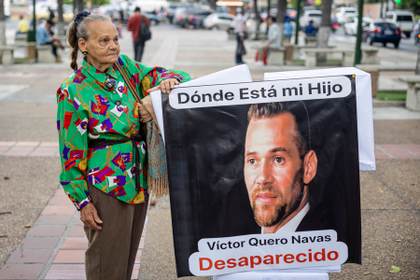 Madre de detenido en paradero desconocido en Venezuela exige conocer si su hijo está vivo