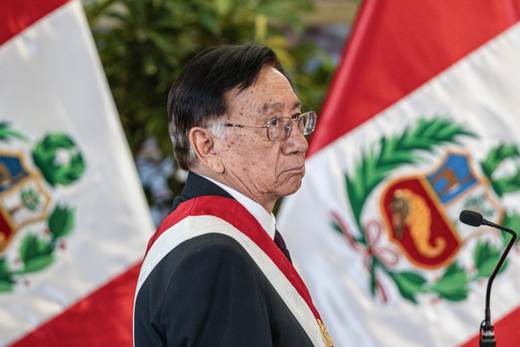 EE.UU. advierte represalias a Perú "si negocia con mala fe", en medio de compra de aviones