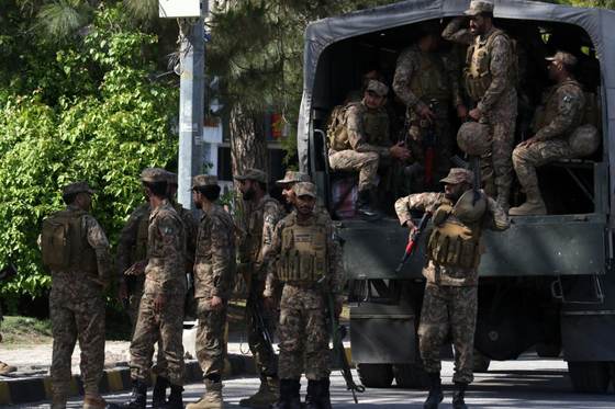 Islamabad blinda su Zona Roja bajo custodia militar en víspera de las negociaciones de paz