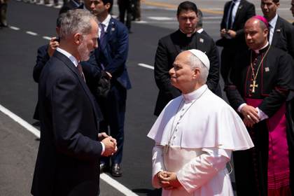 El papa agradece a España su acogida "con gran entusiasmo y devoción" durante su viaje