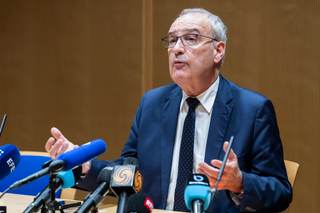 Presidente suizo pide paciencia y dice que la firma EEUU-Irán será "el fin de semana"