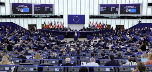Bruselas responde a Trump que su asociación con Canadá "no va en contra de nadie"