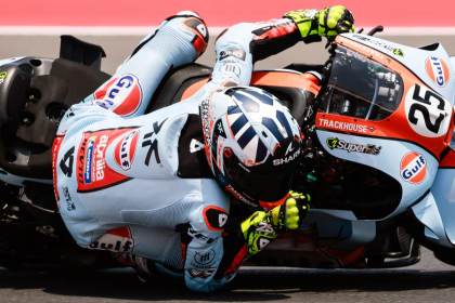 El español Raúl Fernández consigue su primera 'pole position' en MotoGP