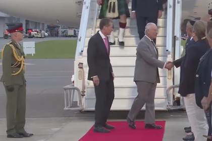 Carlos III: "Bermudas es un miembro muy querido e importante de la familia británica"