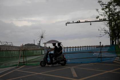 Tifón Saudel obliga a evacuar a casi 248.000 personas tras tocar tierra dos veces en China