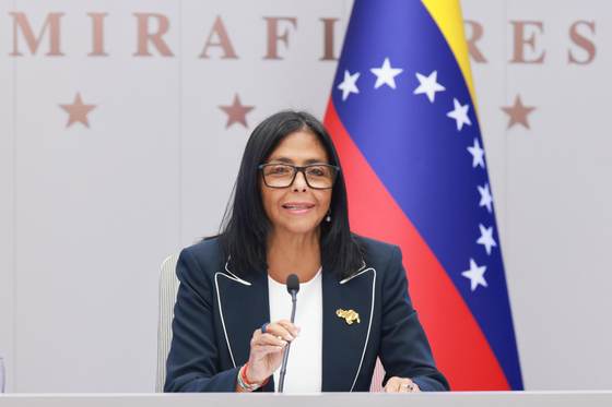 EEUU retira a presidenta interina de Venezuela, Delcy Rodríguez, de lista de sancionados
