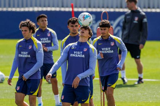 Ocho bajas para El Sadar: Baena, Julián, Giuliano, Giménez, Nico, Johnny, Molina y Barrios