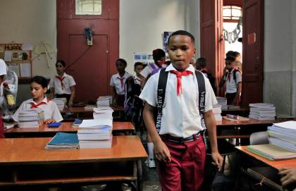 Cuba inicia un curso escolar "ajustado" a la crisis y al “sobresfuerzo” de las familias