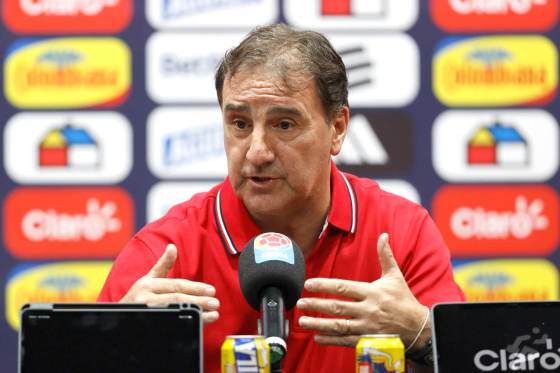 Con quince cambios, Lorenzo inicia renovación en Colombia tras el adiós de James Rodríguez
