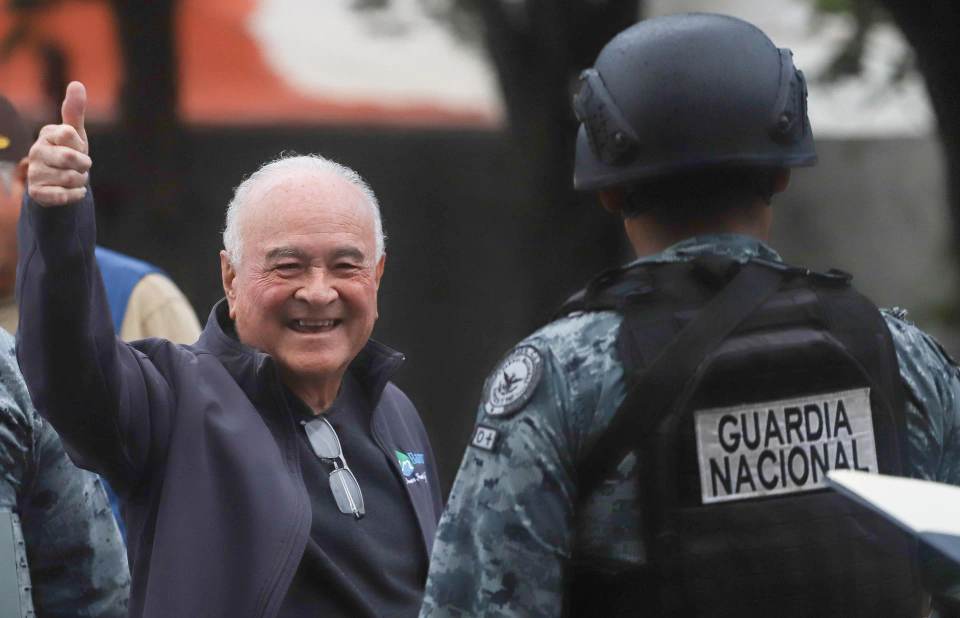 Exgobernador mexicano acusado de contrabando de combustible inicia arresto domiciliario