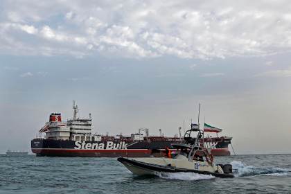 Araqchí dice que Irán es el único que hará posible que Ormuz vuelva a la normalidad