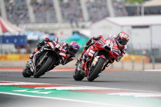 Jorge Martín gana el esprint que dominó Bagnaia y es nuevo líder del Mundial de MotoGP