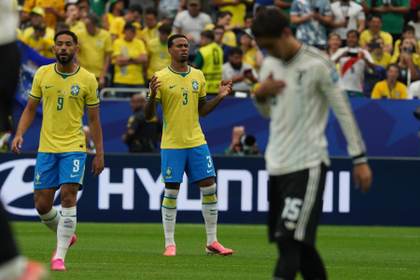 Magalhães y Haaland reeditan en el Mundial sus duelos de alto voltaje en Inglaterra