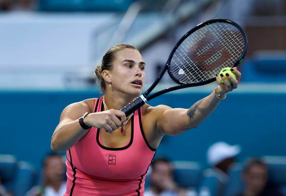 Sabalenka gana y se medirá con Rybakina en las semifinales de Miami