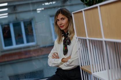 Paula Klein, ganadora del Lumen de novela: "Todos nos contamos una ficción en la pareja"