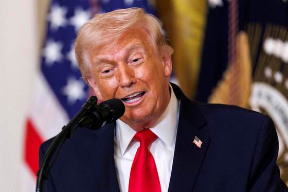 Trump afirma estar "en contacto" con Irán pero no cree que estén preparados para acuerdo