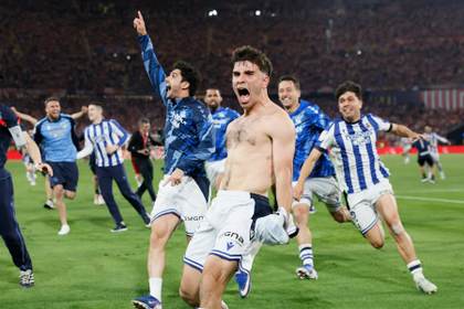 La Real Sociedad levanta su cuarto título