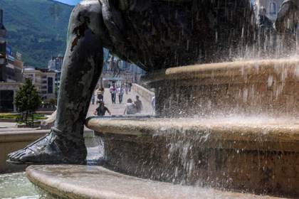 El calor persiste en gran parte de Europa y se extiende a Italia, pero cede en Reino Unido