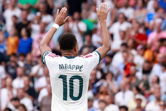 Mbappe manda en solitario mientras aumentan los perseguidores